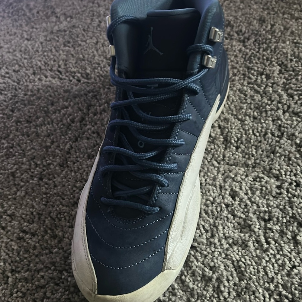 This is 12s and these are nice shoes to were they are a size 7